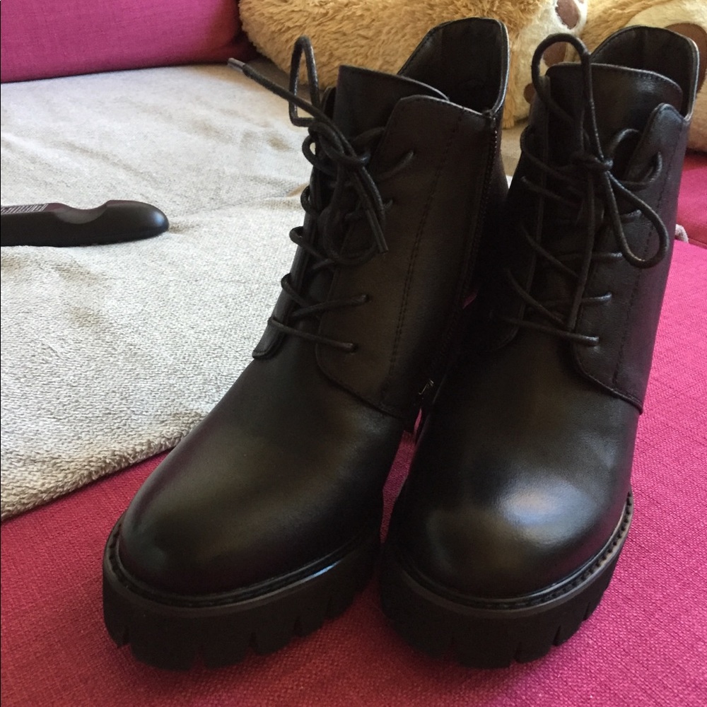 Leather booties